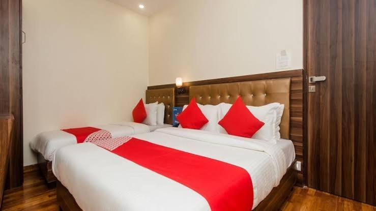 Hotel Amfahh Mumbai Kültér fotó